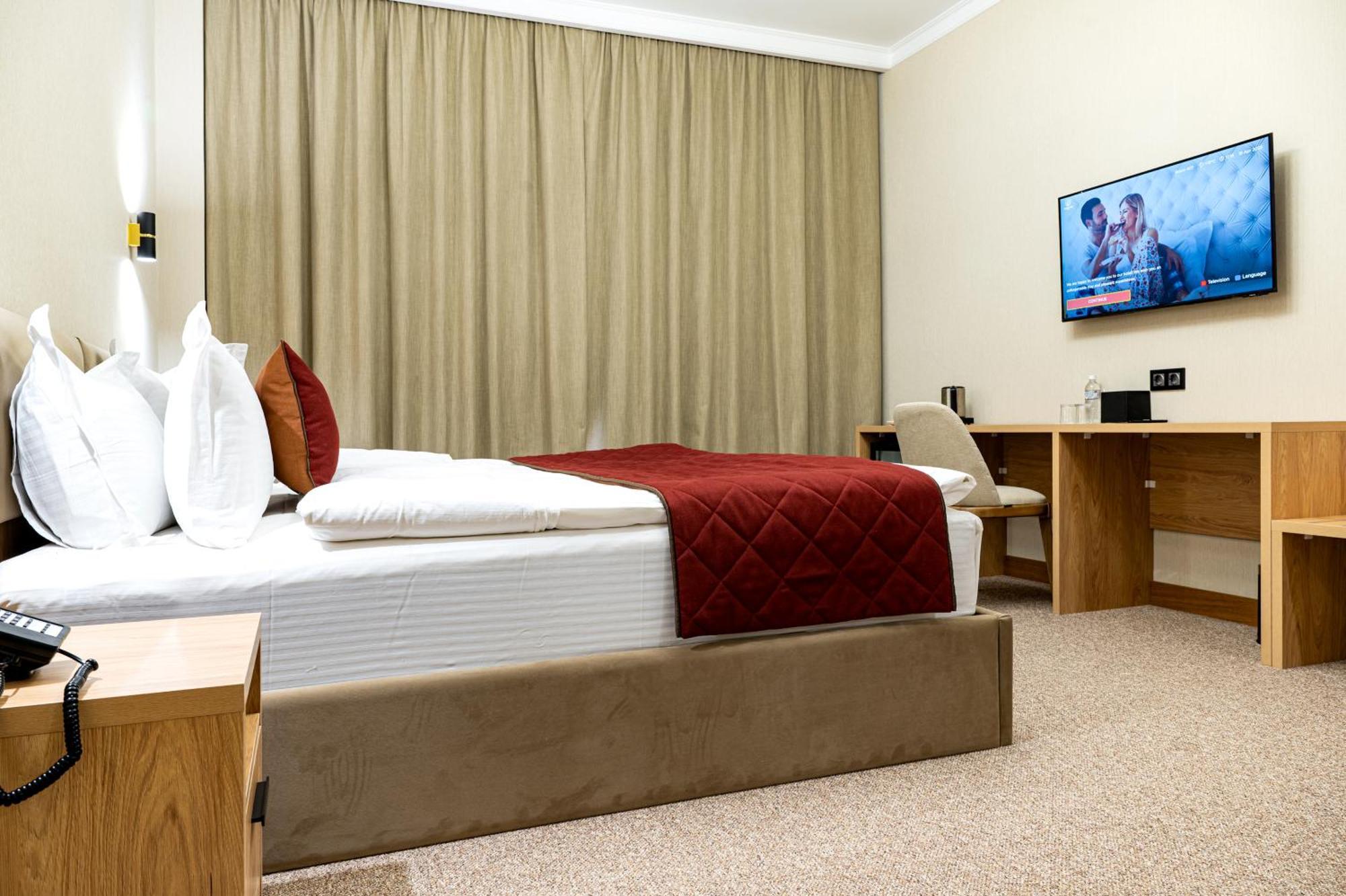 Mardan Hotel Shymkent Ngoại thất bức ảnh